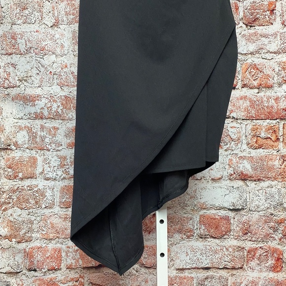 NWT Planet Gold Womenʻs Spaghetti Strap Little Black Mini Dress Large - Picture 2 of 11